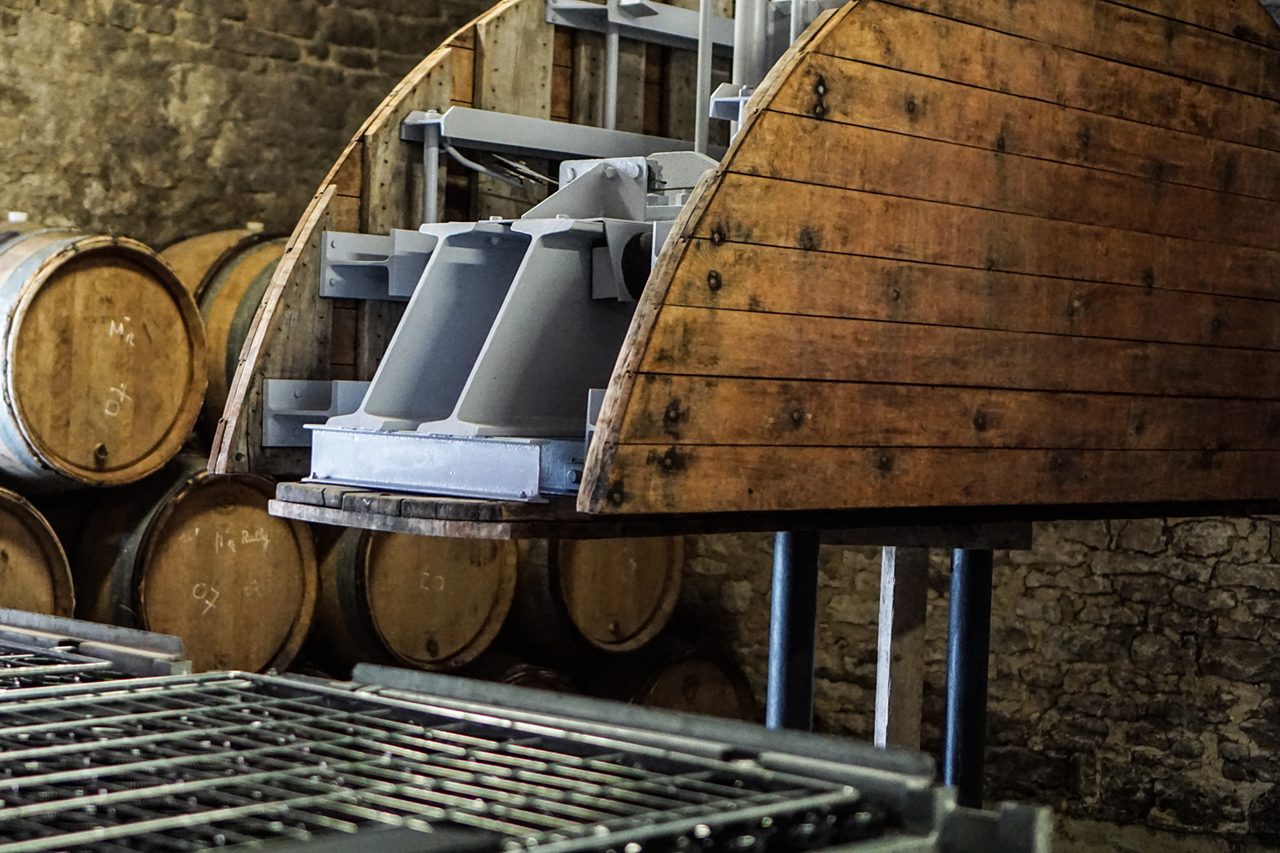 The press at Champagne Dosnon – only the first pressing is used. The taille is sold and the must is sent to the local distiller